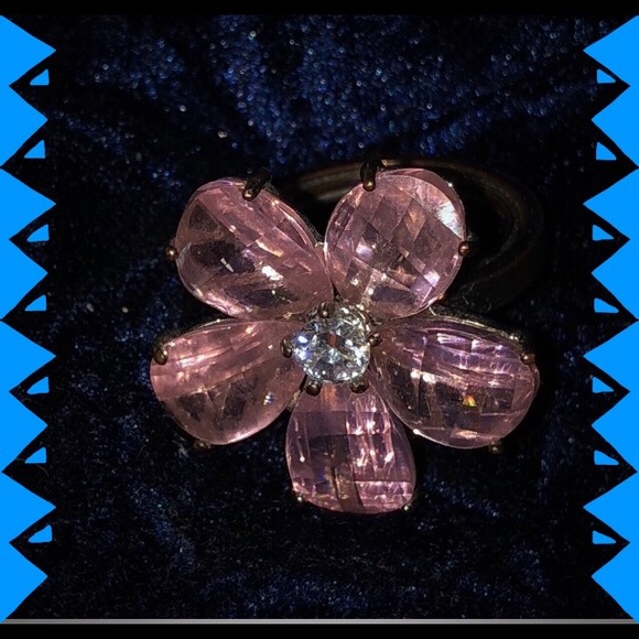 Ring, Pink Flower 🌸 - Picture 7 of 7